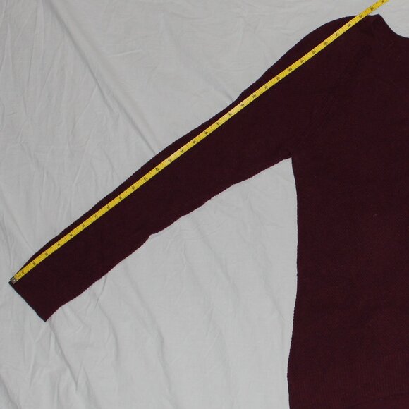 Old Navy High/Low Raglan Long Sleeve Thermal Burgundy V-Neck Sweater - Medium - Picture 7 of 11